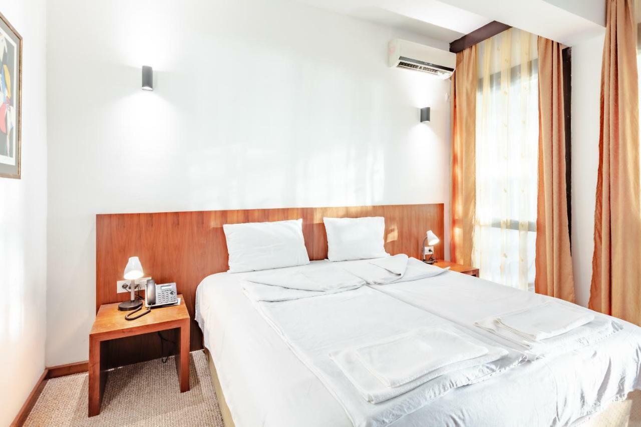 Hotel Pela Ohrid Eksteriør bilde